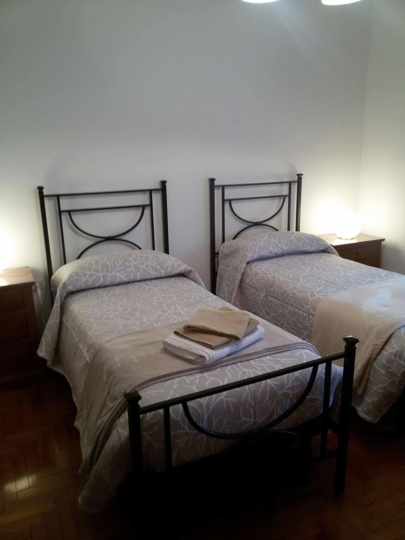 Casa Emanuela Bed & Breakfast เพียซโซลา ซุล เบรนตา ภายนอก รูปภาพ