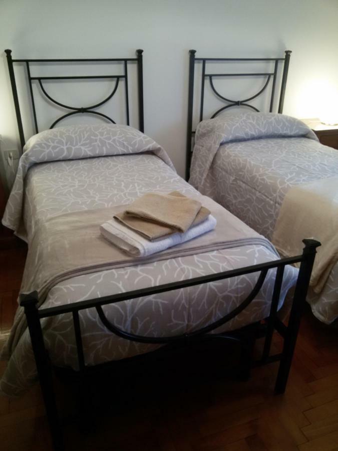 Casa Emanuela Bed & Breakfast เพียซโซลา ซุล เบรนตา ภายนอก รูปภาพ